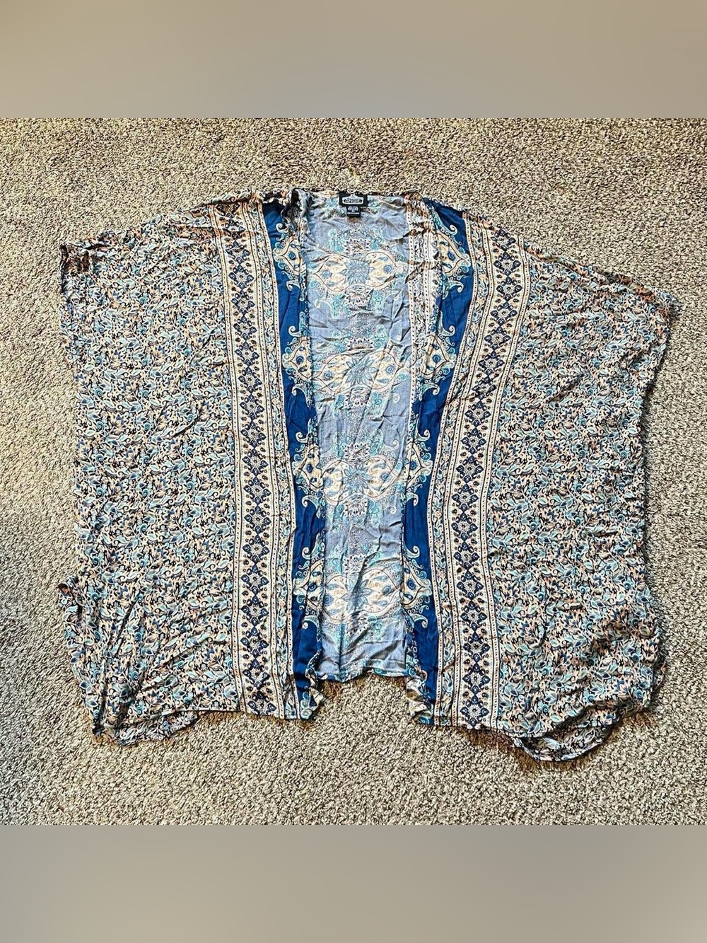 Angie bohemian print short sleeve kimono